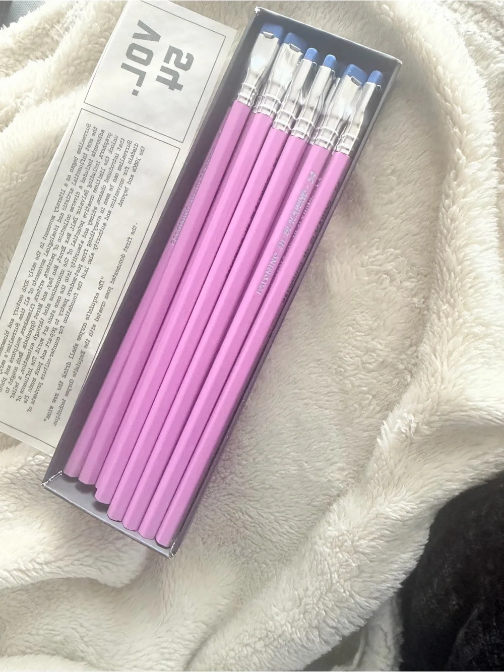 Volumes Pink Limited Edition Pencil Set